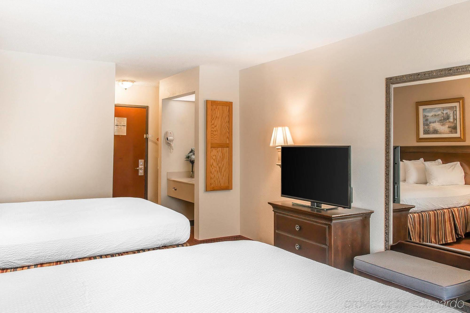Motel 6 Elkhart, In Zewnętrze zdjęcie