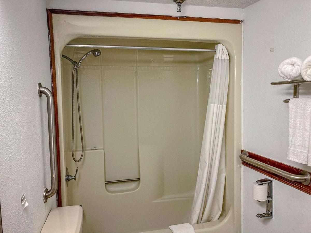 Motel 6 Elkhart, In Zewnętrze zdjęcie