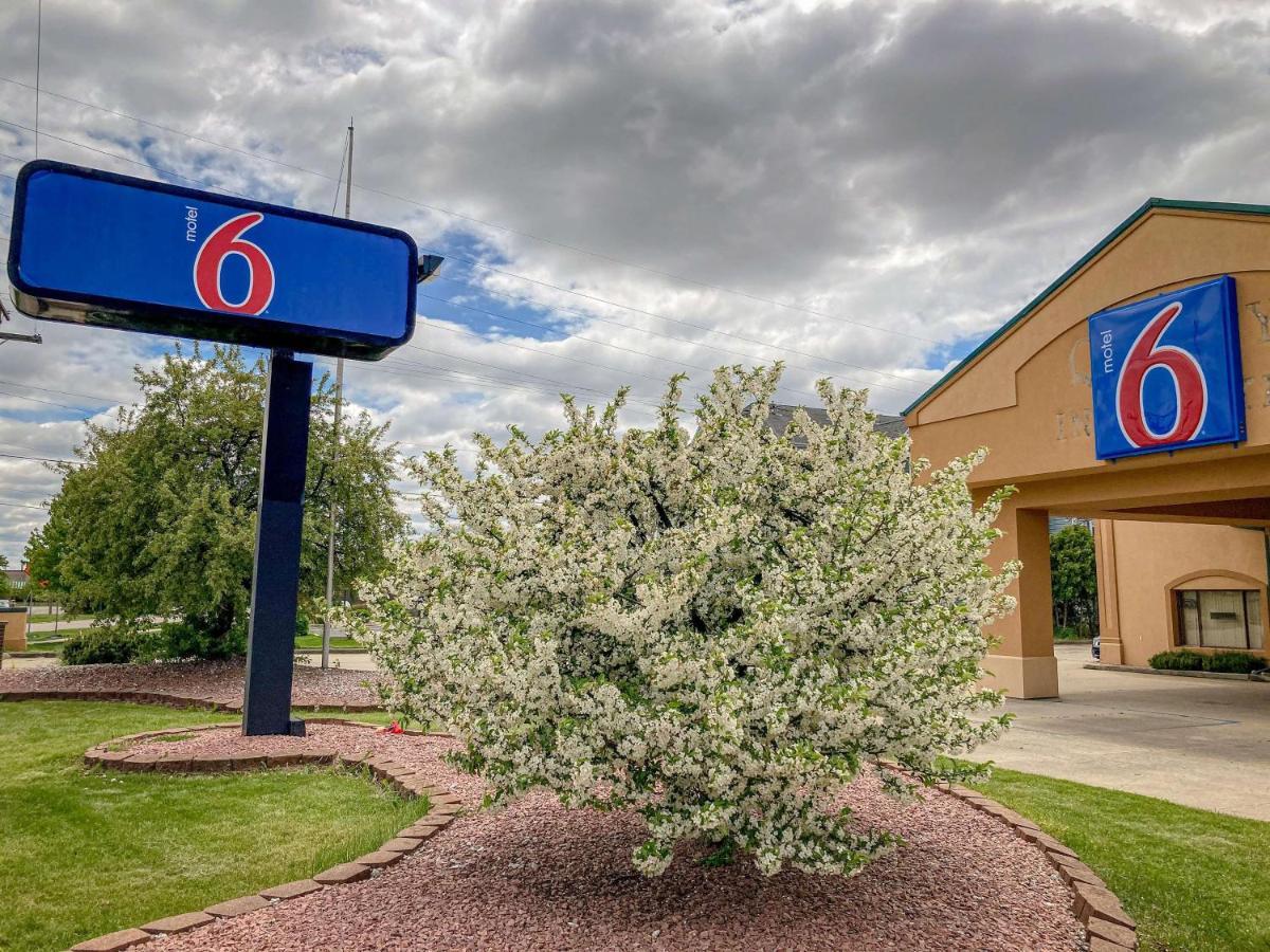 Motel 6 Elkhart, In Zewnętrze zdjęcie