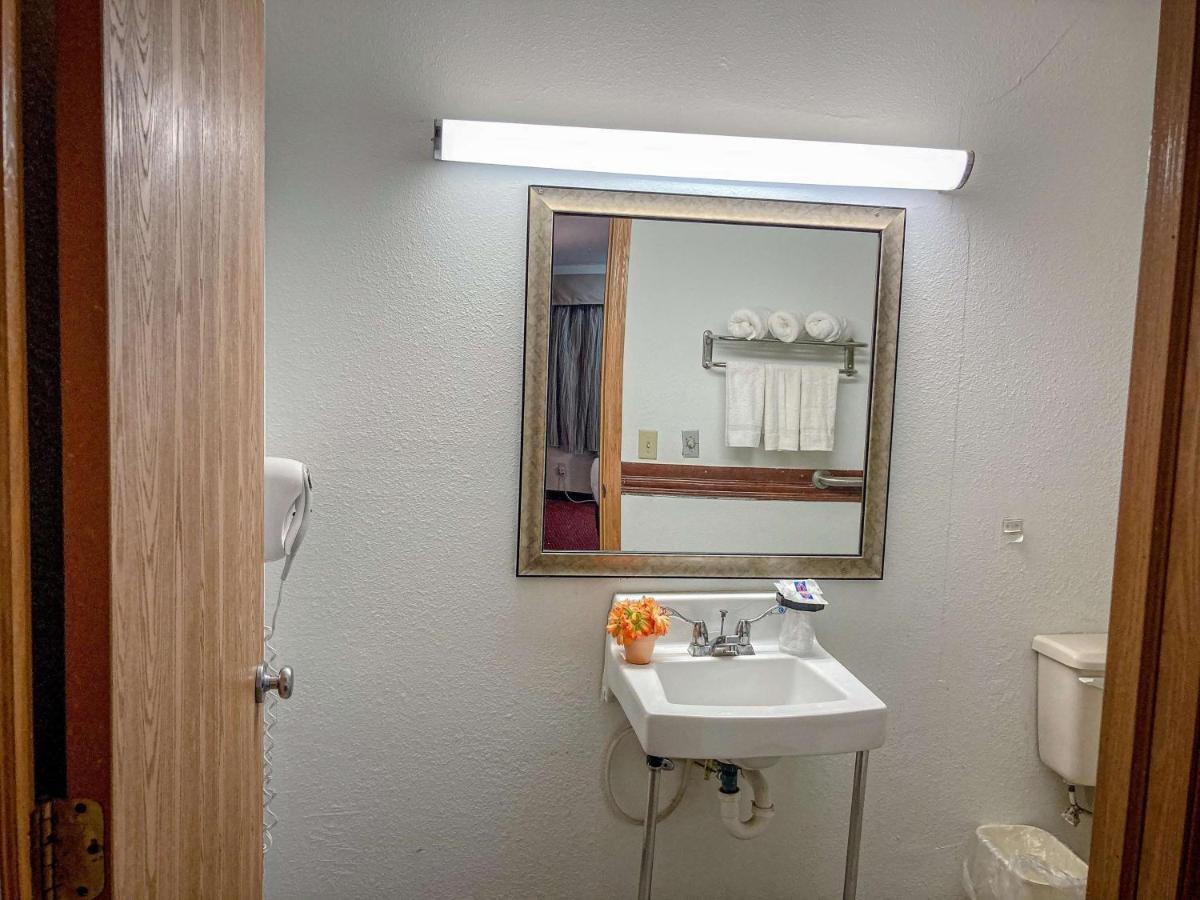 Motel 6 Elkhart, In Zewnętrze zdjęcie
